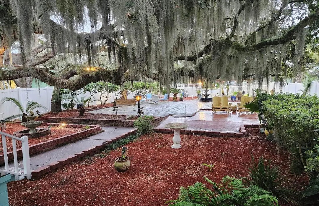 Tybee Island Inn Bed & Breakfast-1