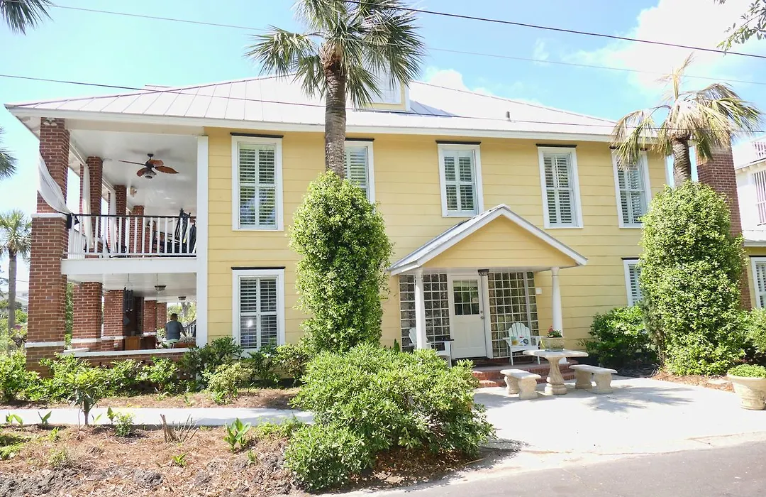 Beachview Inn And Spa-1